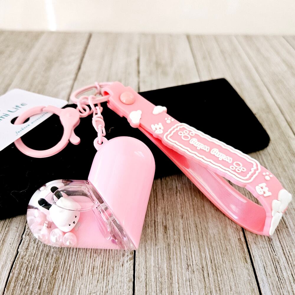 Rumi Life Pink Heart Dog Love Liquid Floating Keychain Ring Crystal Gel Kuromi